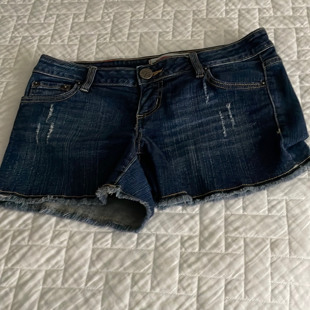 Size 3 - great shorts never worn